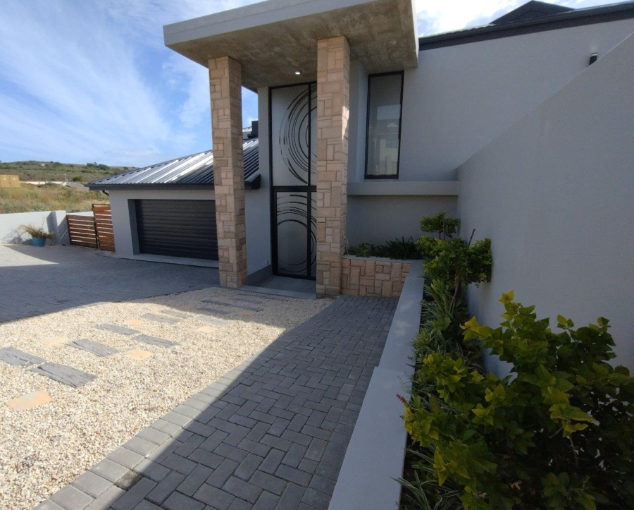 4 Bedroom Property for Sale in Blue Waters Estate Eastern Cape